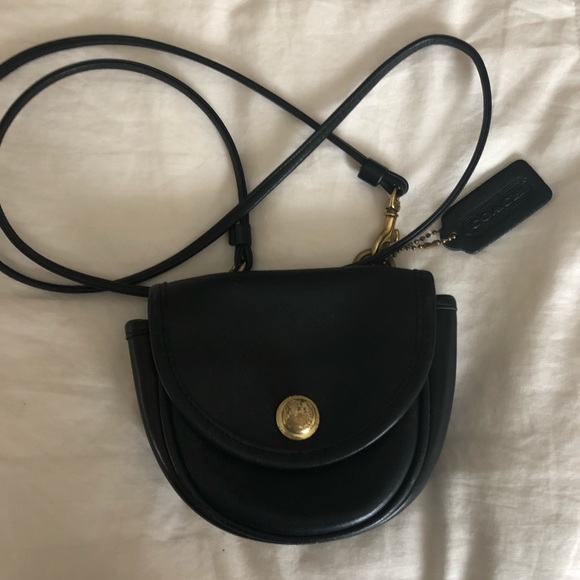 Coach Handbags - Vintage Coach Crossbody Purse Mini